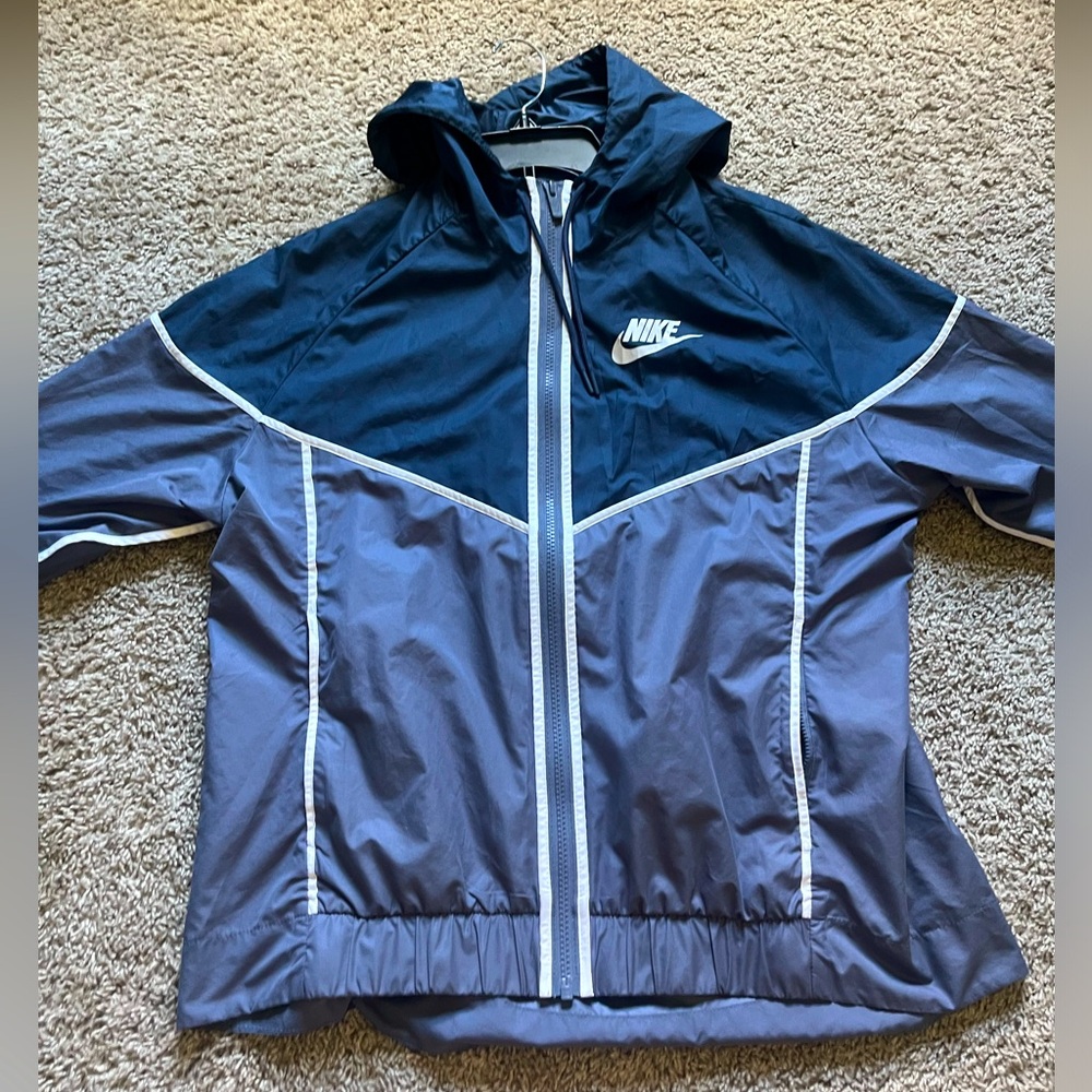 Nike windbreaker